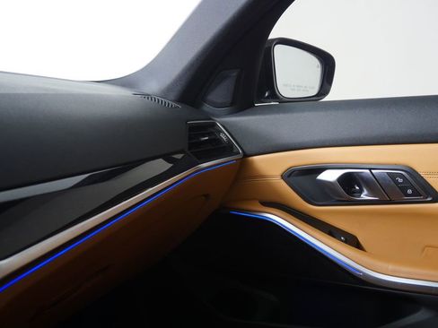 Used 2019 BMW 330i Sedan image 28