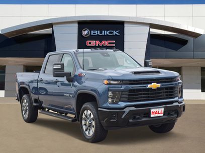 Used 2024 Chevrolet Silverado 2500 Custom w/ Custom Value Package