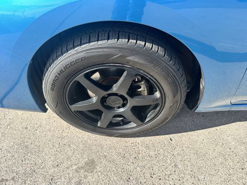 Used 2017 Subaru Impreza 2.0i image 3