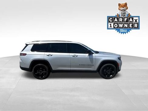 Used 2024 Jeep Grand Cherokee L Limited w/ Black Appearance Package RWD image 1