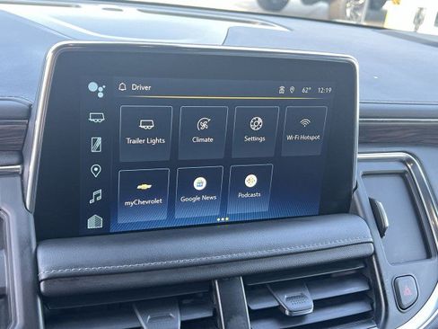 Used 2022 Chevrolet Tahoe LT w/ LT Signature Plus Package image 13