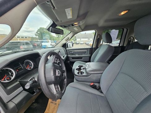 Used 2016 RAM 1500 Classic SLT RWD image 19