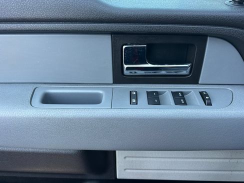 Used 2014 Ford F150 XLT w/ XLT Chrome Package RWD image 11