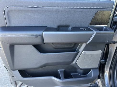Certified 2024 Ford F250 Lariat w/ Lariat Ultimate Package image 19