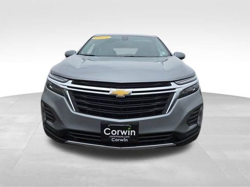 Used 2024 Chevrolet Equinox LT image 2