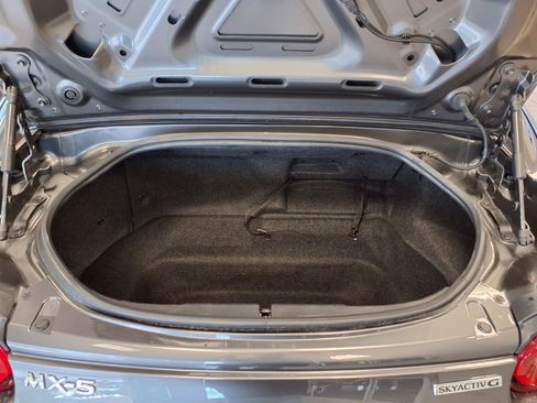 Used 2025 MAZDA MX-5 Miata RF Grand Touring RWD image 16
