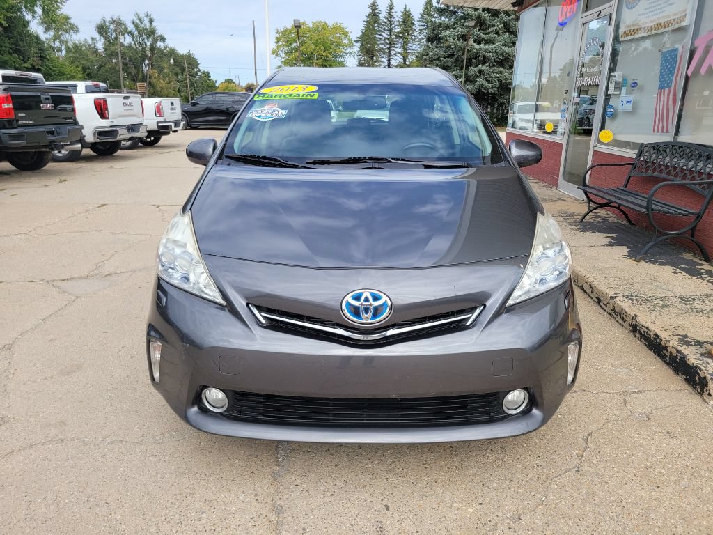 Used 2013 Toyota Prius V Five FWD image 2