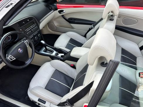 Used 2010 Saab 9-3 Aero w/ Aero Premium Package image 19