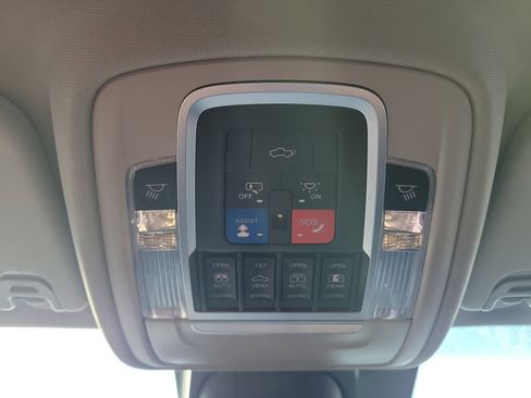 Used 2022 RAM 1500 Laramie image 22