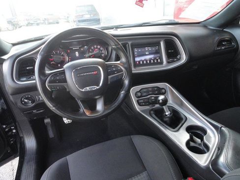 Used 2019 Dodge Challenger R/T w/ Blacktop Package image 16