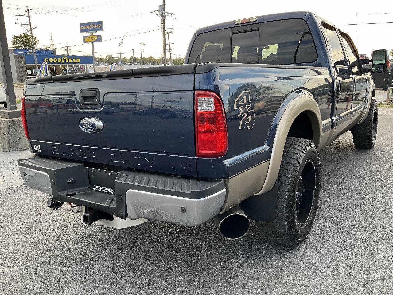 Used 2013 Ford F250 Lariat w/ Lariat Ultimate Pkg AWD/4WD image 5