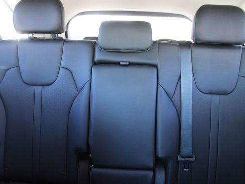 Certified 2023 Kia Sorento S image 54