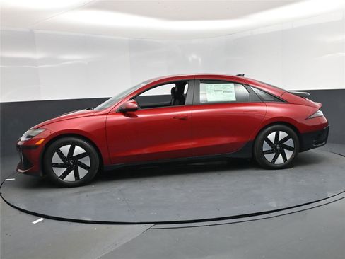 New 2025 Hyundai Ioniq 6 SE image 3