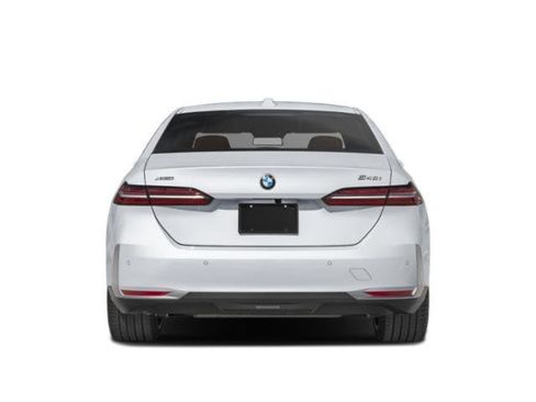 New 2026 BMW 540i xDrive w/ M Sport Package image 8