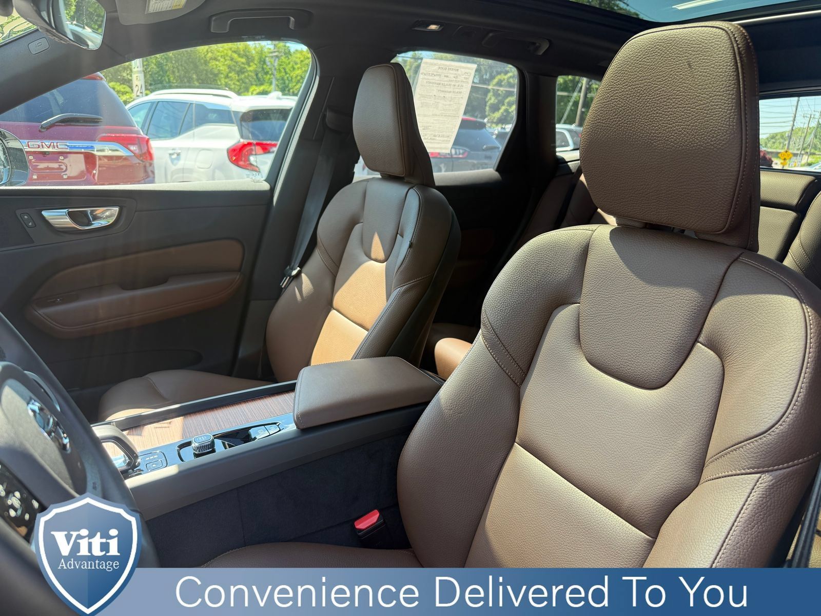 Used 2025 Volvo XC60 T8 Plus w/ Climate Package AWD/4WD image 18