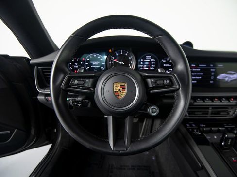Certified 2022 Porsche 911 Carrera image 18