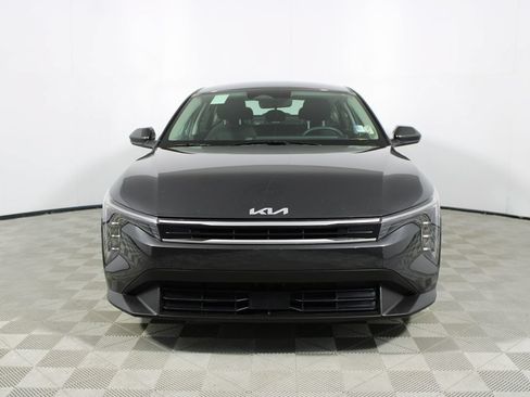Used 2025 Kia K4 FWD image 2