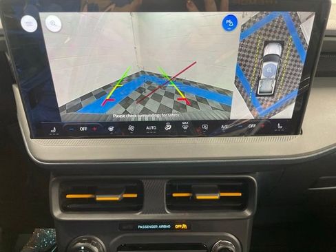 New 2025 Ford Maverick Tremor image 5