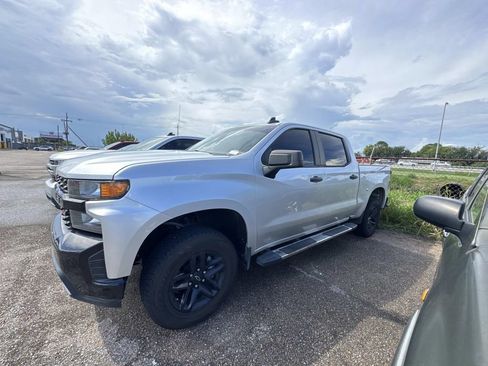 Used 2022 Chevrolet Silverado 1500 Custom Trail Boss w/ Safety Confidence Package AWD/4WD image 10