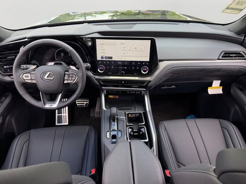 New 2026 Lexus TX 500h AWD image 10