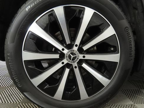 Certified 2022 Mercedes-Benz GLB 250 4MATIC image 32