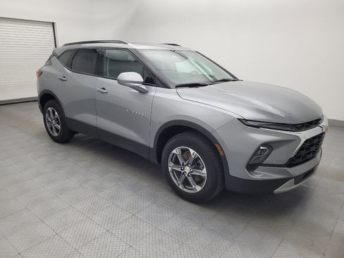 Used 2024 Chevrolet Blazer LT w/ Convenience Package FWD image 11