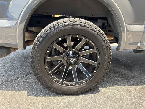 Used 2018 Ford F150 XLT w/ Equipment Group 302A Luxury AWD/4WD image 5