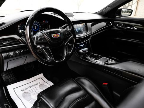 Used 2018 Cadillac CT6 Platinum image 2
