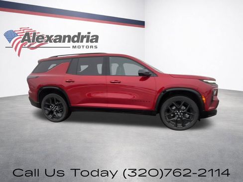 Certified 2024 Chevrolet Traverse RS w/ LPO, Floor Liner Package image 6