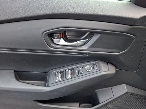 Used 2024 Honda Accord EX image 14