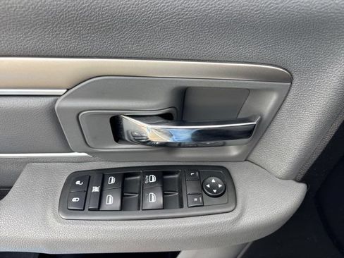 Used 2014 RAM 1500 Lone Star RWD image 15