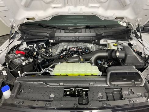 New 2026 Ford F150 XLT w/ XLT Black Appearance Package RWD image 9
