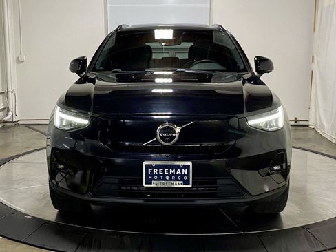 Used 2023 Volvo XC40 Recharge Plus AWD/4WD image 3