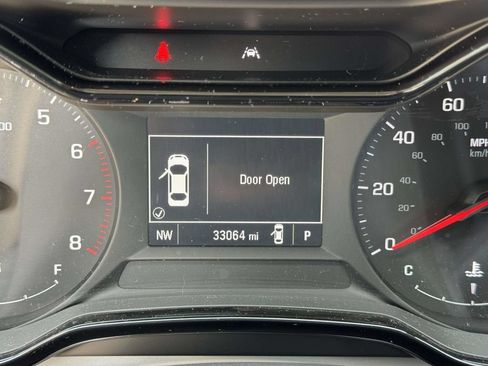 Used 2024 Chevrolet Trax LS w/ LS Convenience Package FWD image 14