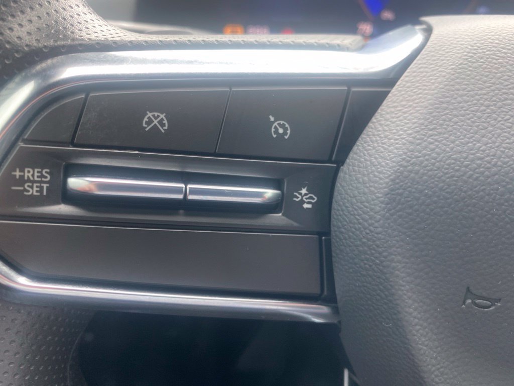 Used 2025 Chevrolet Equinox EV LT FWD image 17