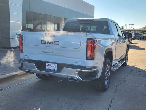 New 2026 GMC Sierra 1500 SLT w/ SLT Premium Plus Package image 4
