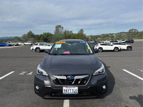 Used 2022 Subaru Crosstrek 2.5i Limited w/ Moonroof Package 2 image 2