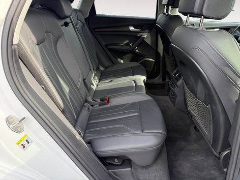 Used 2024 Audi Q5 2.0T Premium Plus image 18