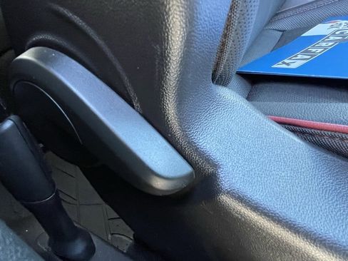 Used 2025 Chevrolet TrailBlazer RS w/ Convenience Package image 13