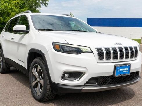 Used 2019 Jeep Cherokee Limited AWD/4WD image 4