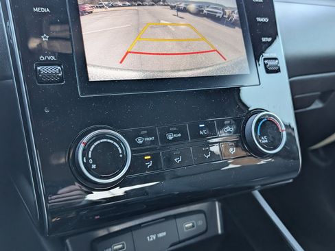 Used 2023 Hyundai Santa Cruz SEL image 17