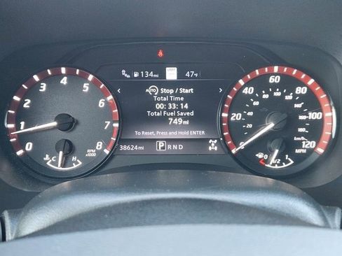 Used 2023 Nissan Frontier PRO-4X w/ Technology Package image 14