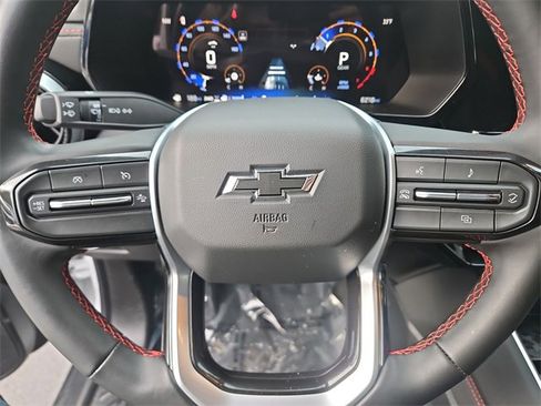 Used 2024 Chevrolet Colorado Z71 w/ Z71 Convenience Package 2 image 11