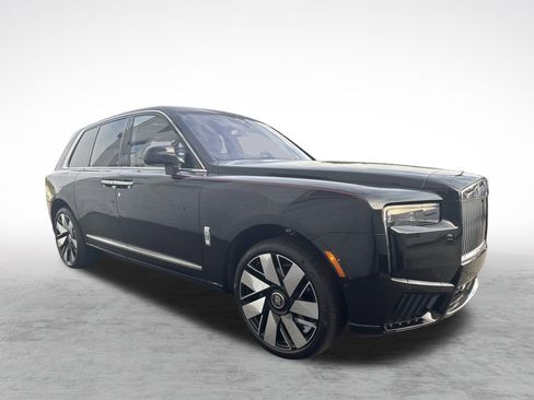 Used 2025 Rolls-Royce Cullinan AWD/4WD image 8