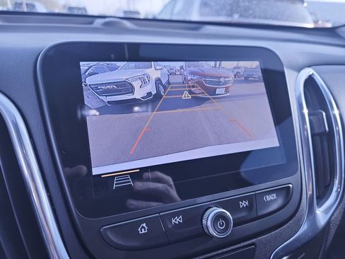Used 2020 Chevrolet Equinox Premier AWD/4WD image 17