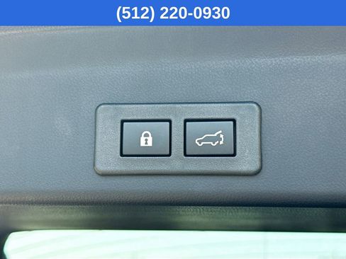 New 2025 Subaru Ascent Limited image 34