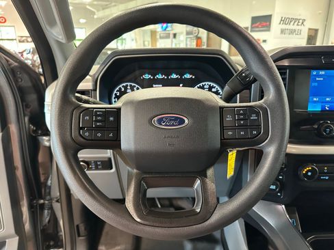 Used 2022 Ford F150 XLT AWD/4WD image 11