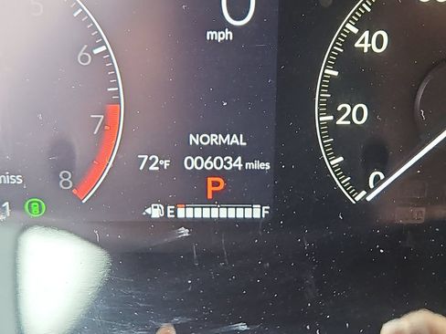 Certified 2026 Honda HR-V Sport image 11
