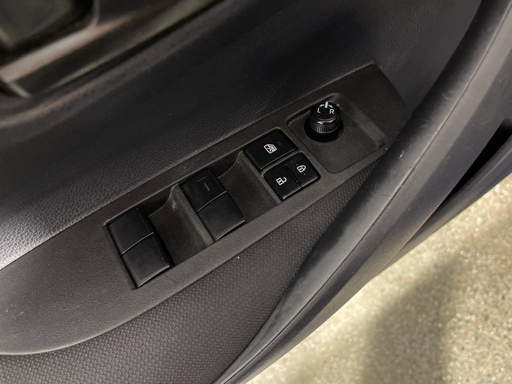 Used 2024 Toyota Corolla LE FWD image 16