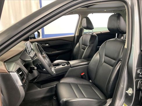 Used 2023 Nissan Rogue SV w/ SV Premium B Package AWD/4WD image 10
